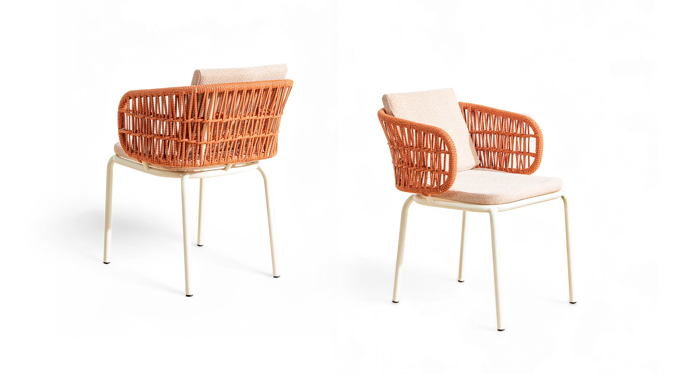 ROBIN ARMCHAIR