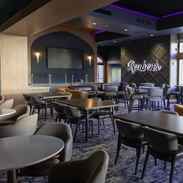 Reuben’s Lounge – Lee & Penny Anderson Arena